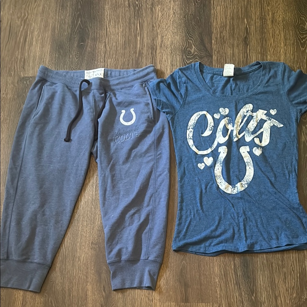 NFL Indianapolis Colts Women's Blue tee and capri sweatpants